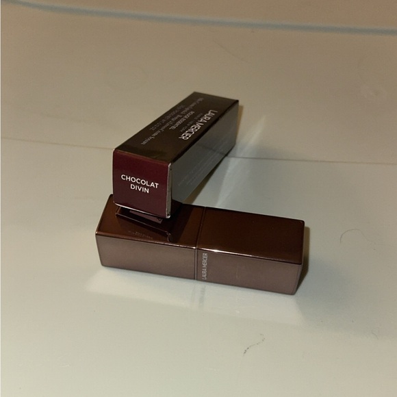 Laura Mercier Rogue Essential Silky Cream Lipstick Chocolate Divin chocolate red - Picture 3 of 4